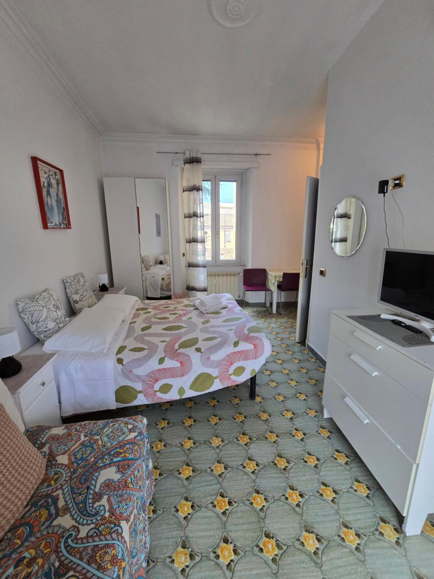 Appartamento Esquilino Di Yan Roma Exterior foto